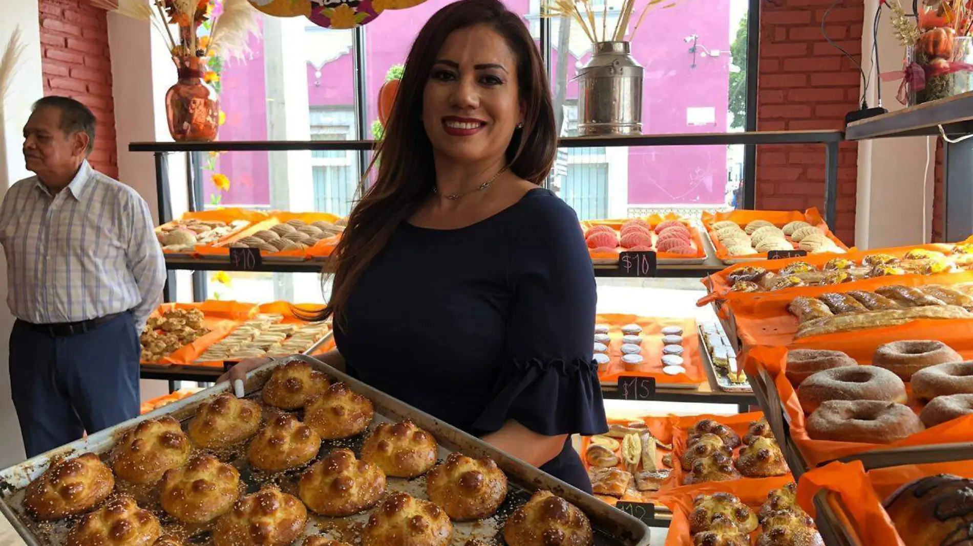 Panaderos de San Pedro Cholula tratarán de mantener a 30 pesos la pieza de hojaldra